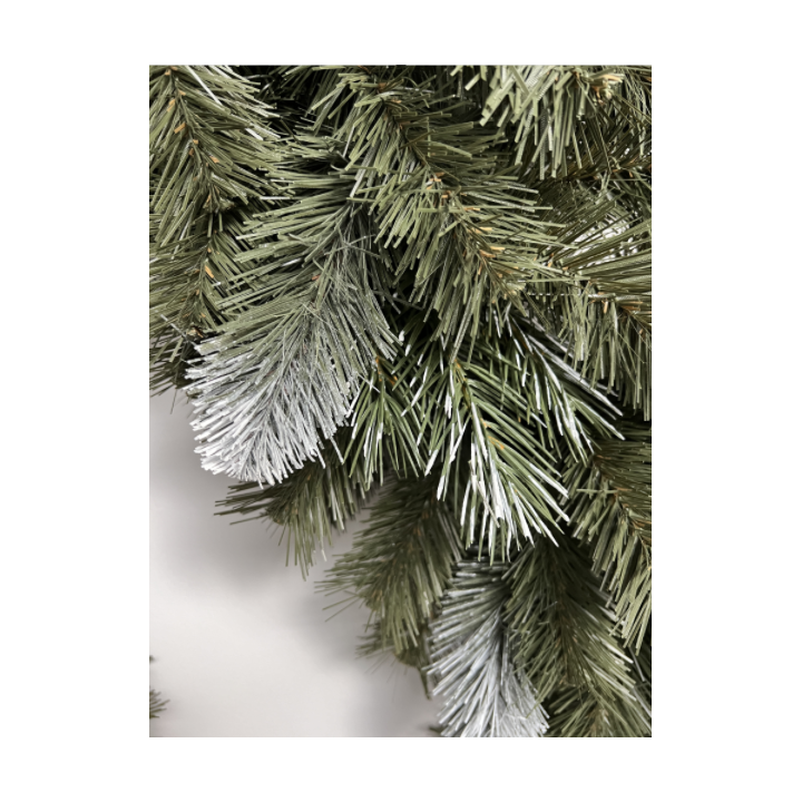 Künstlicher Kranz „Lamia“ – PVC mit Schnee-Effekt, ca. 45cm Durchmesser