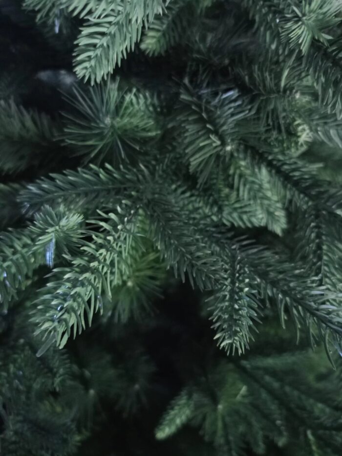 Künstliche Fraser-Tanne PE/PVC, ca. 240cm – Bild 3