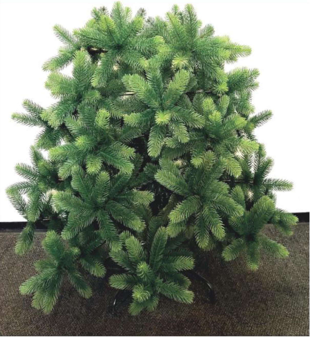 Mittleres Segment des Baumes ohne Beleuchtung, bereits in Form gebracht